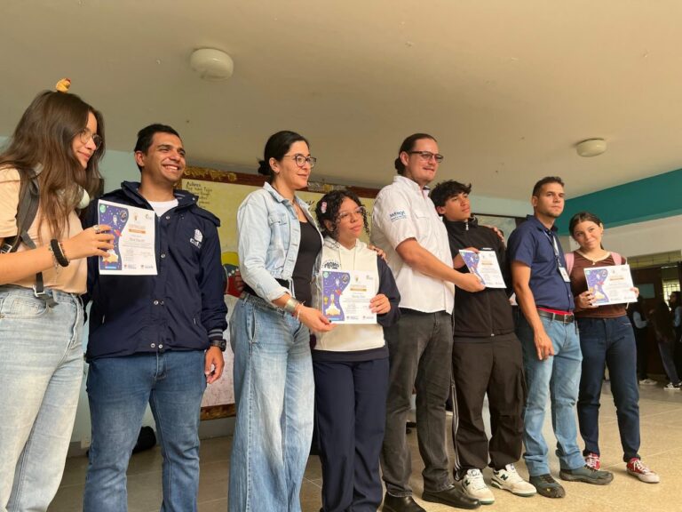 Estudiantes del eje andino venezolano rumbo a la tercera fase de la OVA 2026