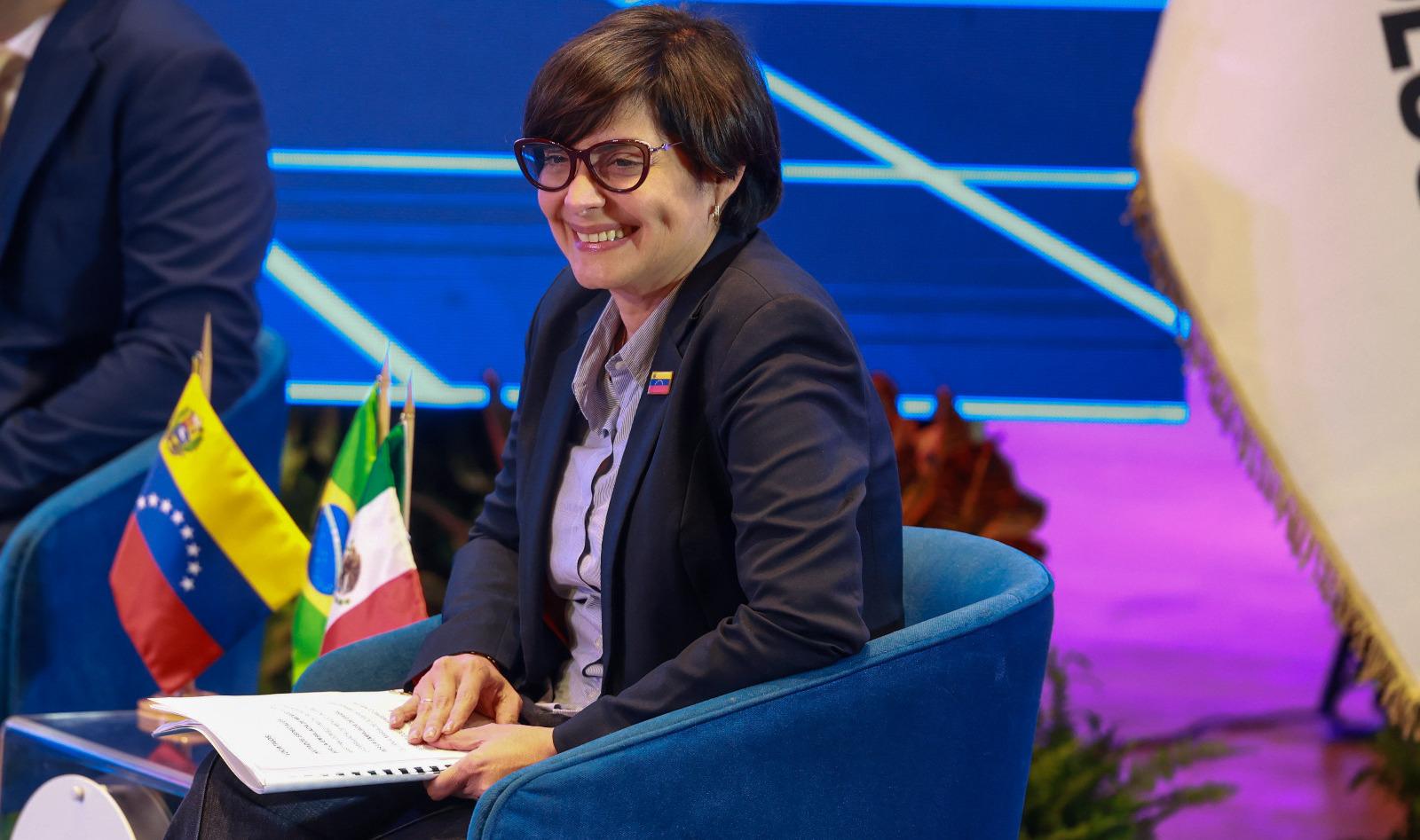 Venezuela apuesta a la construcción de una ciencia que tribute a la racionalidad de la vida