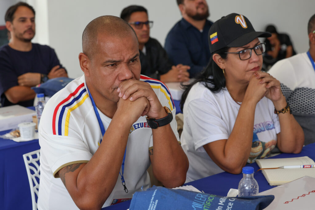Militantes del PSUV, IVIC