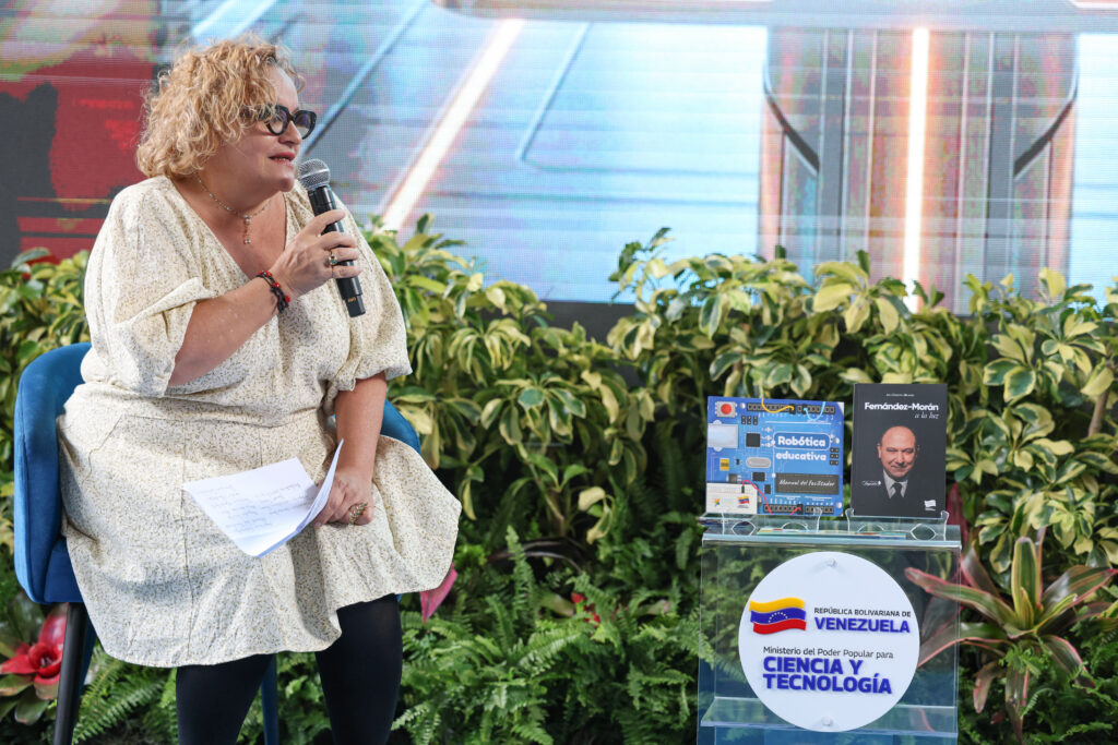 bautizo libro, Danmarys Hernández, Mercedes Chacín, Ana Cristina Bracho