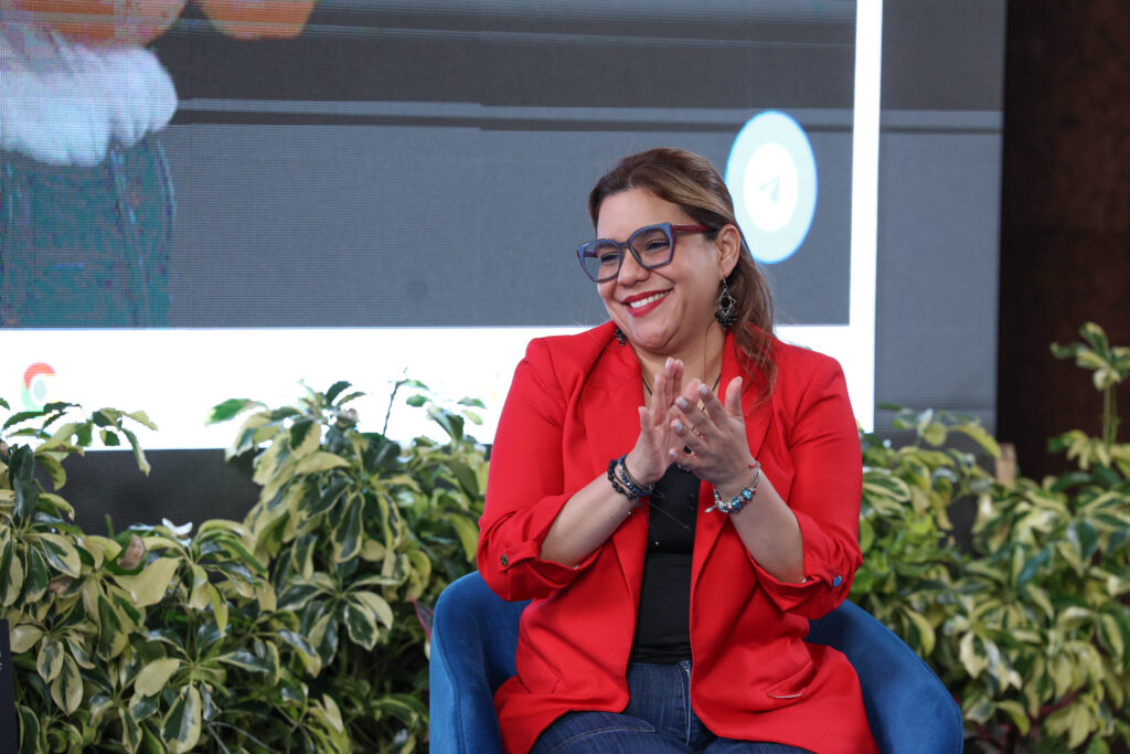 bautizo libro, Danmarys Hernández, Mercedes Chacín, Ana Cristina Bracho