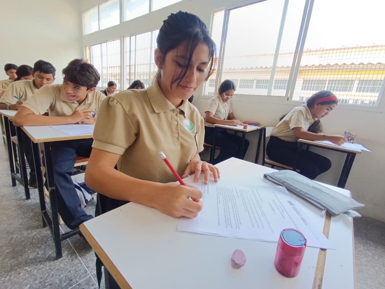 Más de 860 estudiantes de ocho estados participan en la fase estadal de las Olimpiadas de Nanotecnología