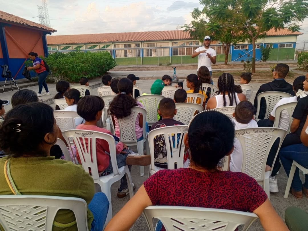 Fundacite Carabobo dicta taller de robótica para niños y jóvenes del sur de Valencia
