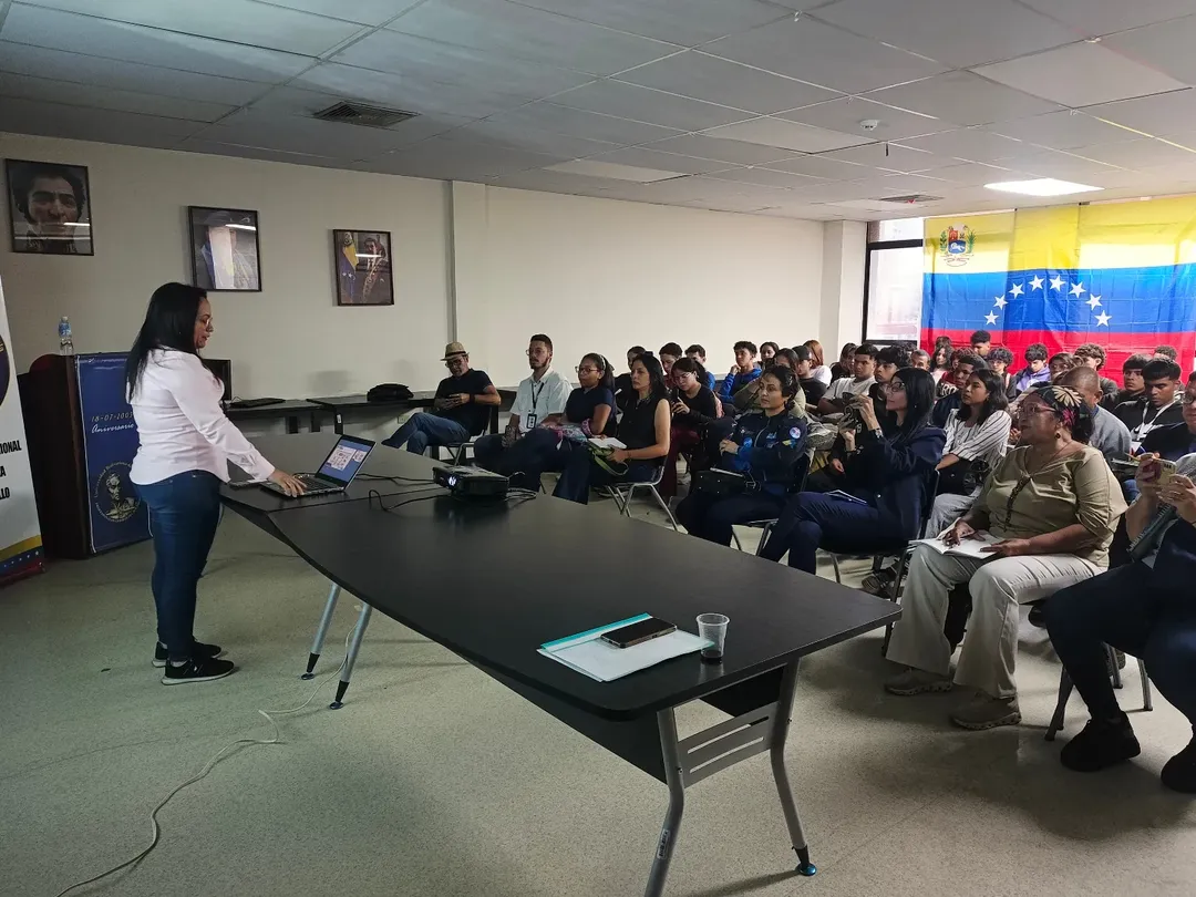 Fundacite Zulia dicta taller sobre el Sistema Nacional de Ciencia e Innovación en la UBV