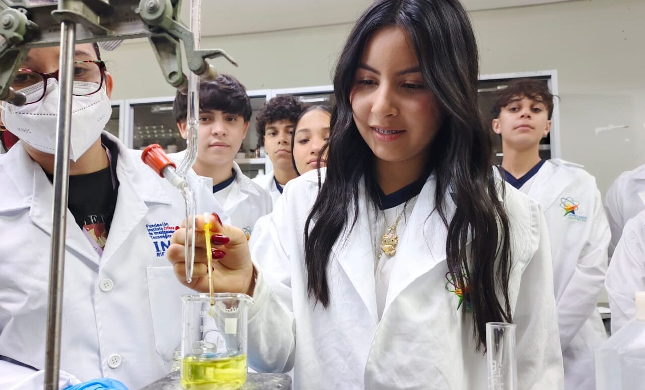 Fundación INZIT despierta el ingenio y la curiosidad científica en jóvenes de la U.E. San Lucas en Zulia