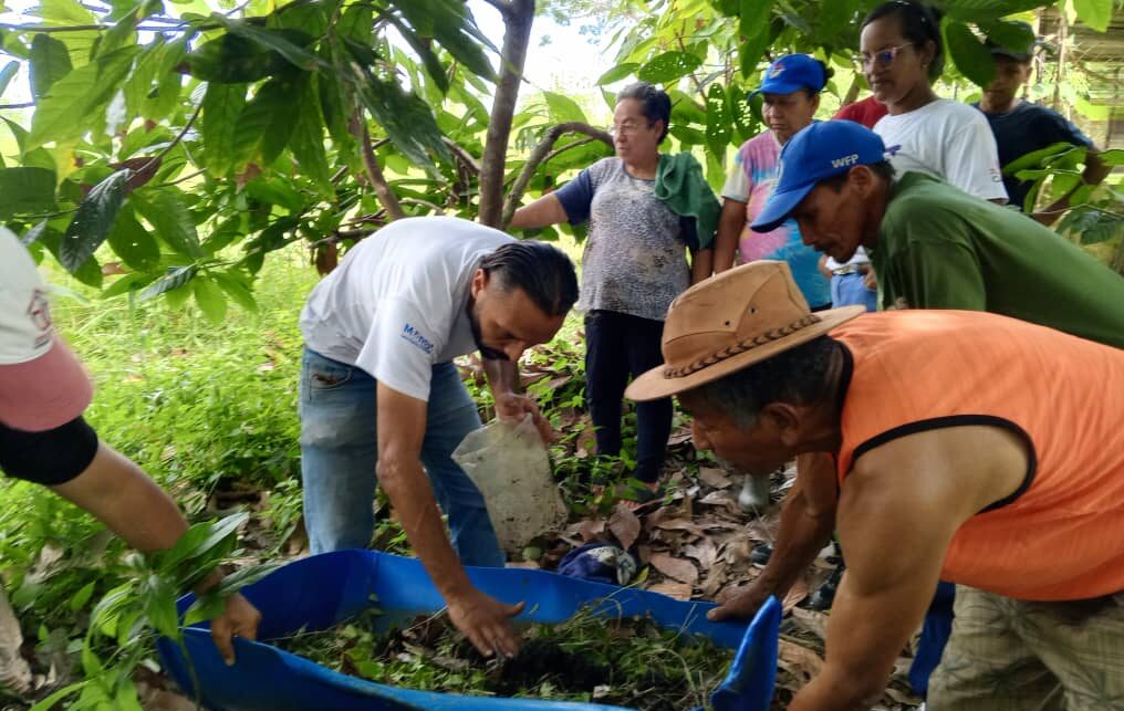 Cenidic impulsa la lombricultura sostenible en comunidades de Acevedo para beneficios de los cacaoteros