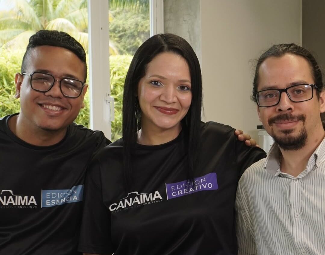 Podcast Más Allá del Código analiza los retos y avances del hardware libre en Venezuela