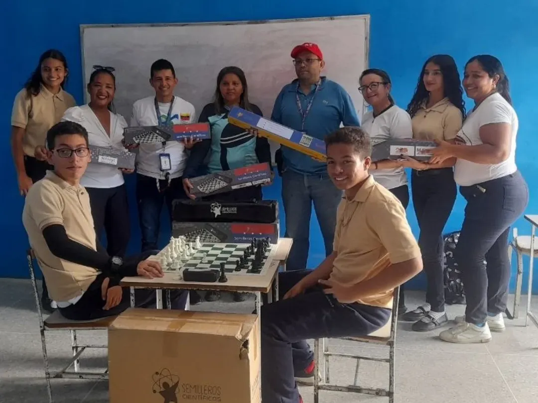 Más de 400 estudiantes de Motatán reciben kits de ajedrez del Programa Semilleros Científicos