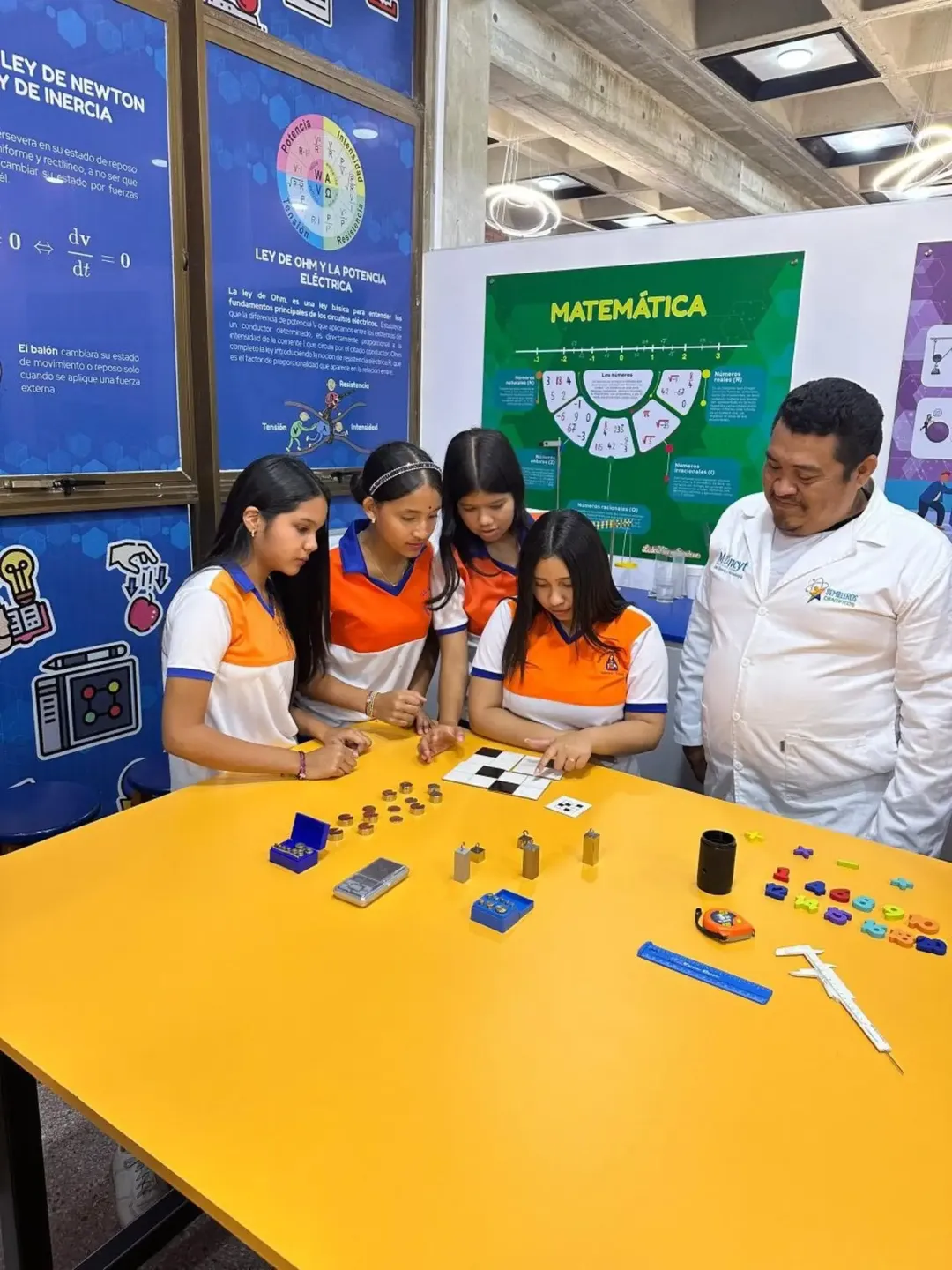 Estudiantes de Yaracuy potencian capacidades tecnológicas y científicas con el CNTQ y el CDEC