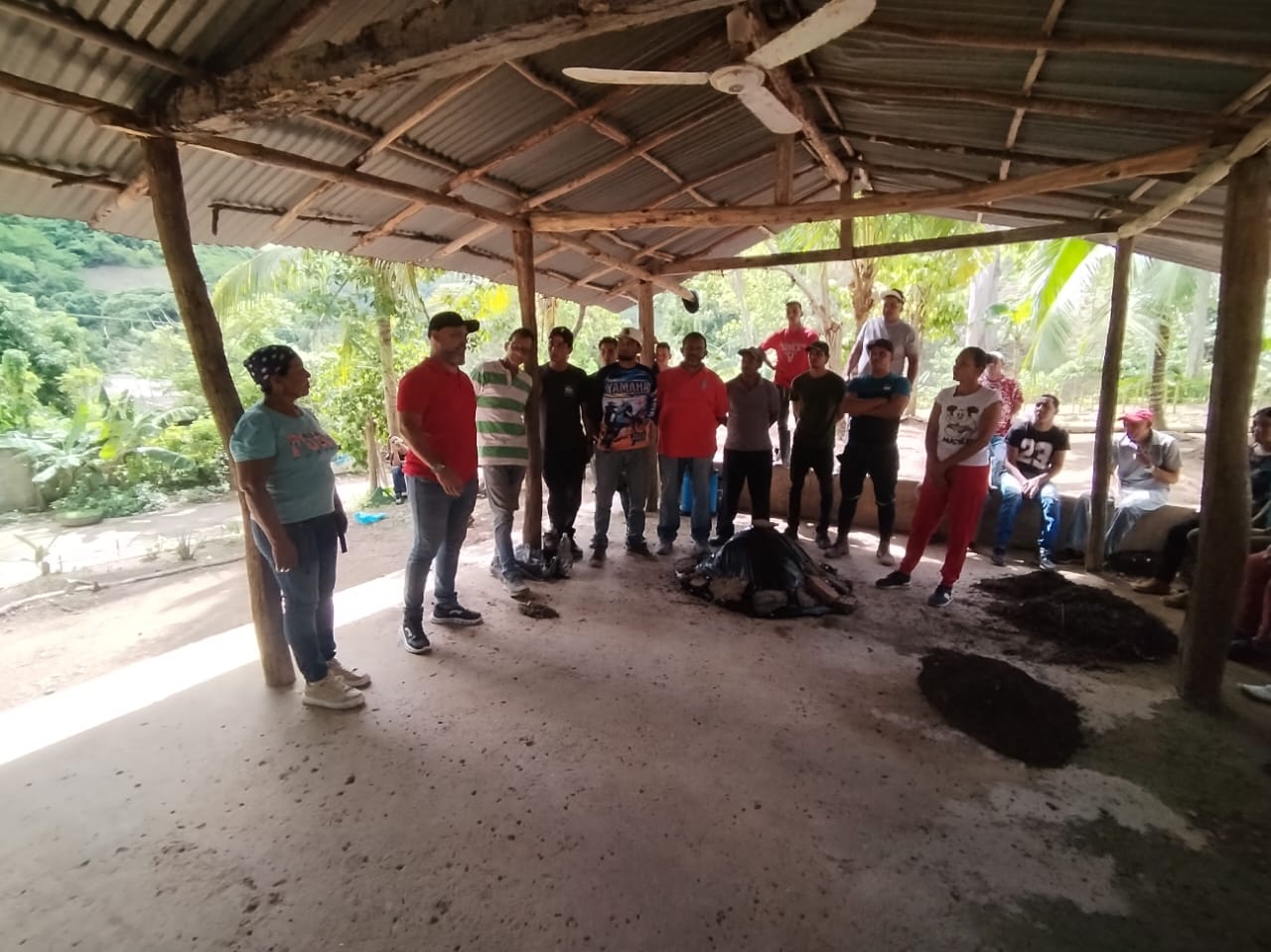Alianza Científico-Campesina impulsa la agricultura sostenible en los municipios Bermúdez y Sucre