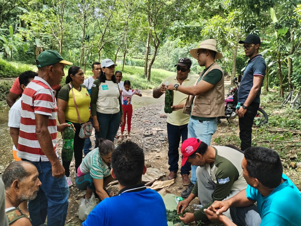 Alianza Científico-Campesina dictó taller de control de plagas en Tunapuy