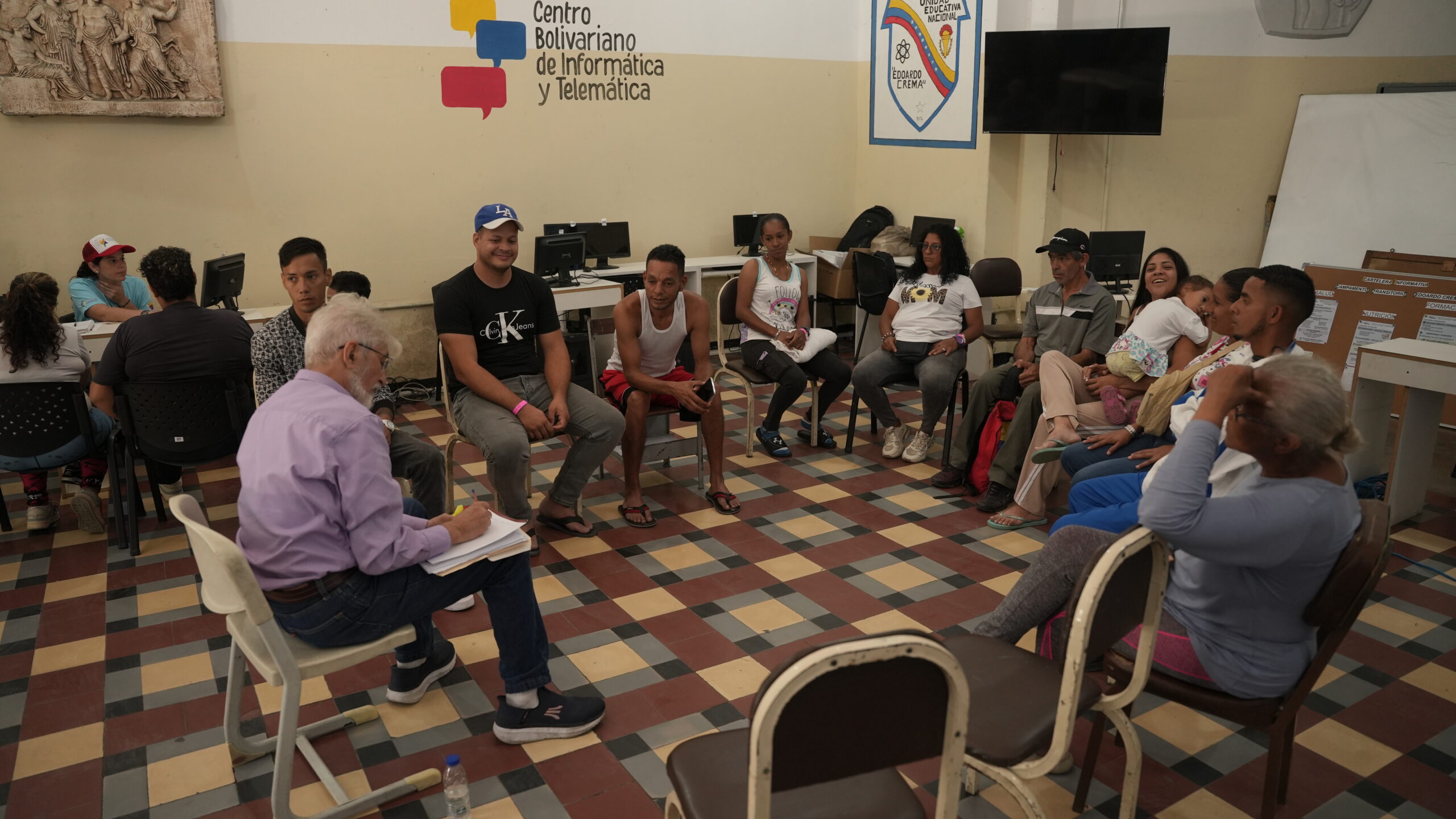 Mincyt impulsa actividades recreativas y de apoyo psicosocial en campamento transitorio Edoardo Crema