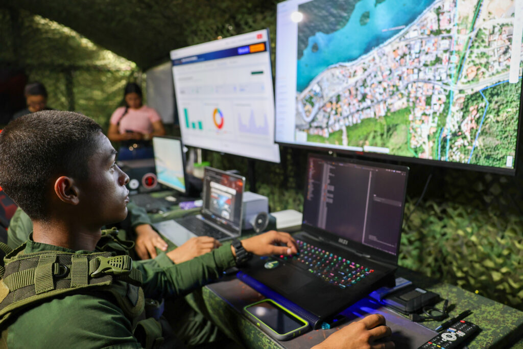 FANB y Mincyt implementan sistema de monitoreo en tiempo real para optimizar operaciones en La Guaira