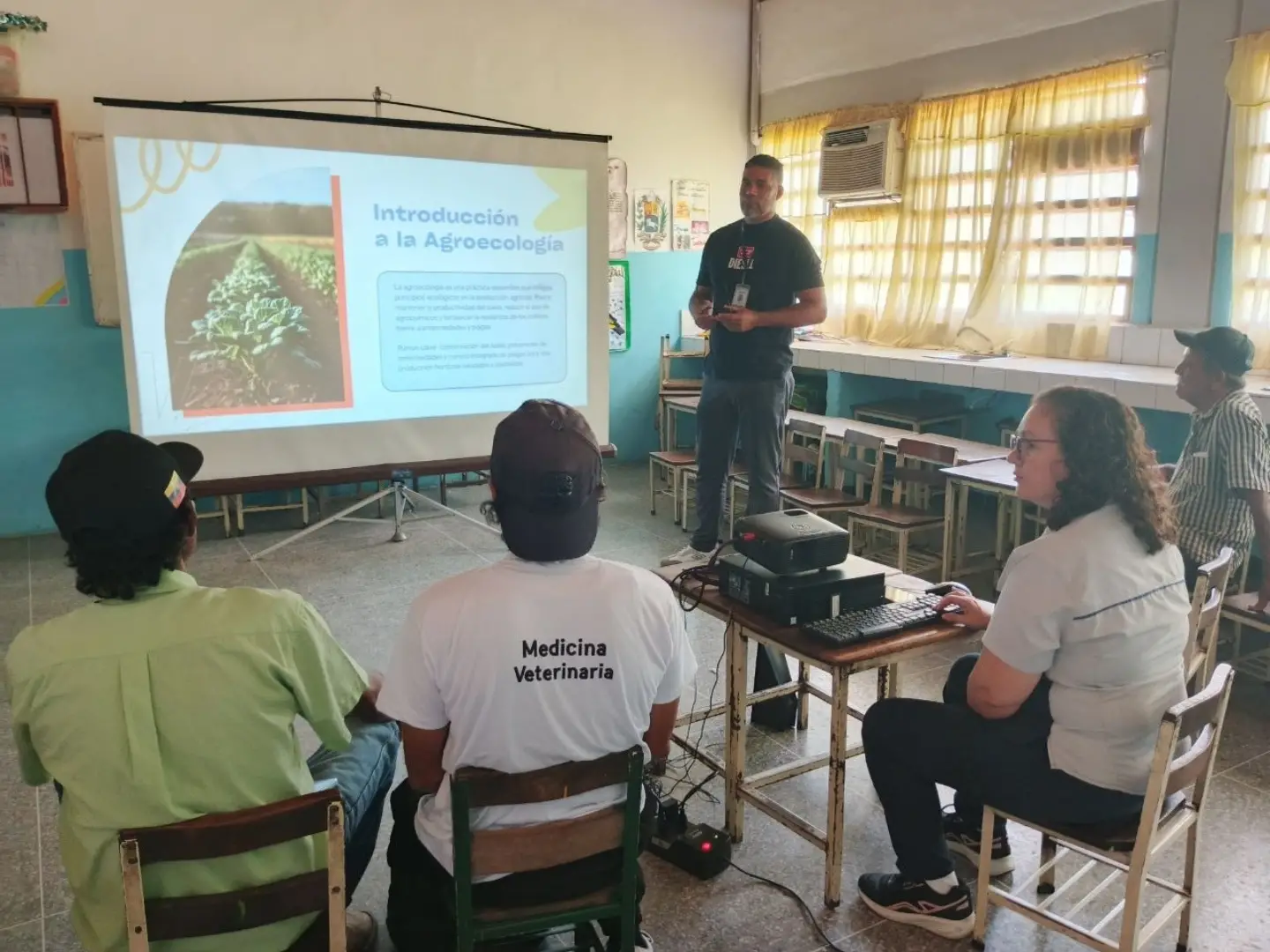 Productores de Aragua participan en taller de agroecología para proteger los suelos