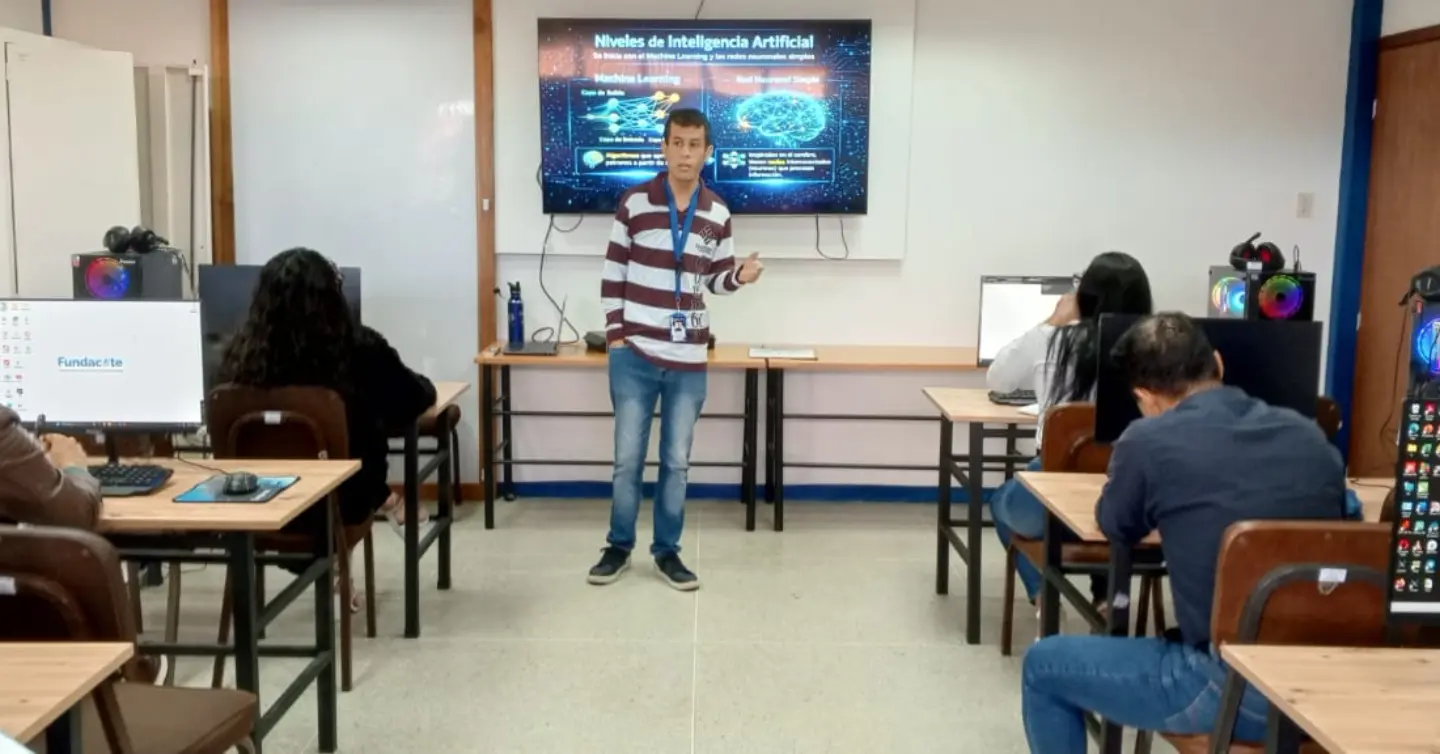 Docentes tachirenses se actualizan en Inteligencia Artificial con Fundacite