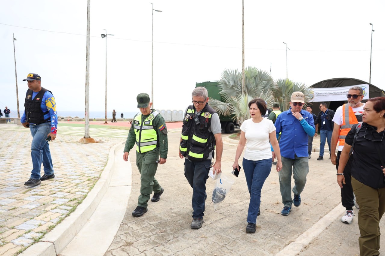 Gobierno Nacional y FANB se mantienen desplegados en labores de búsqueda, rescate y atención a la población tras terremotos