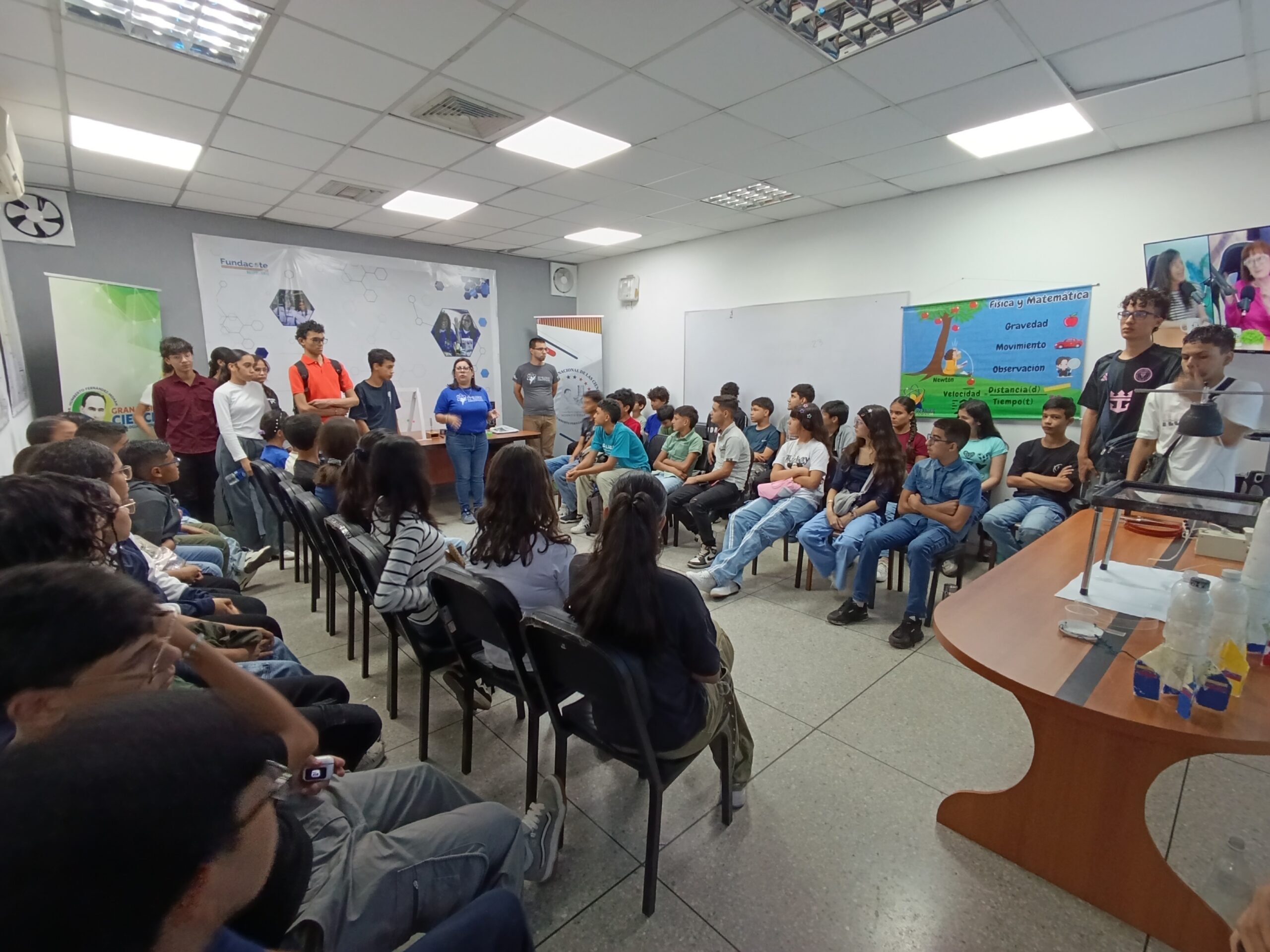 Mincyt impulsó las ciencias exactas en Trujillo durante la segunda semana de las Vacaciones Científicas 2026