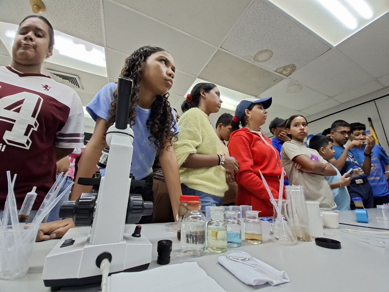 Mincyt impulsó la química experimental y las ciencias productivas en Monagas durante las Vacaciones Científicas 2026