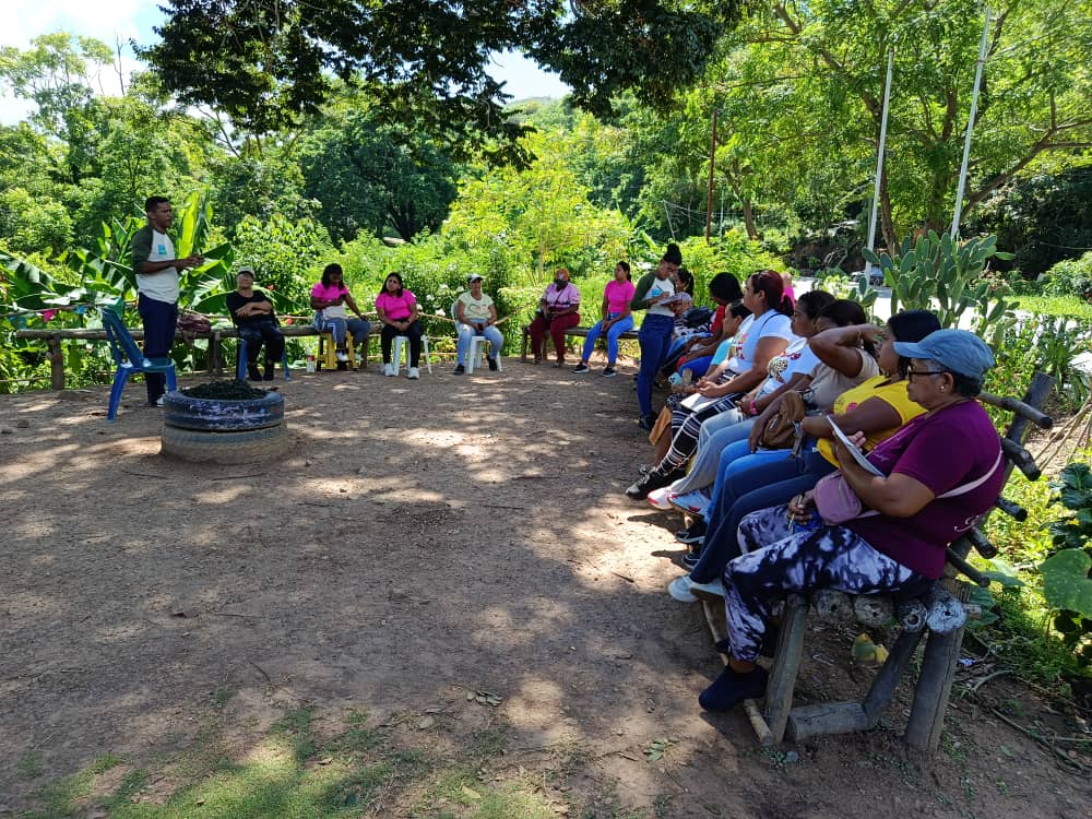 Alianza Científico-Campesina impulsa la agricultura sostenible con taller sobre abonos orgánicos en Altos de Mochima