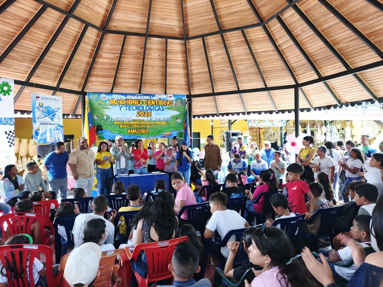 Mincyt celebra el Mega Cierre de las Vacaciones Científicas 2026 en Amazonas