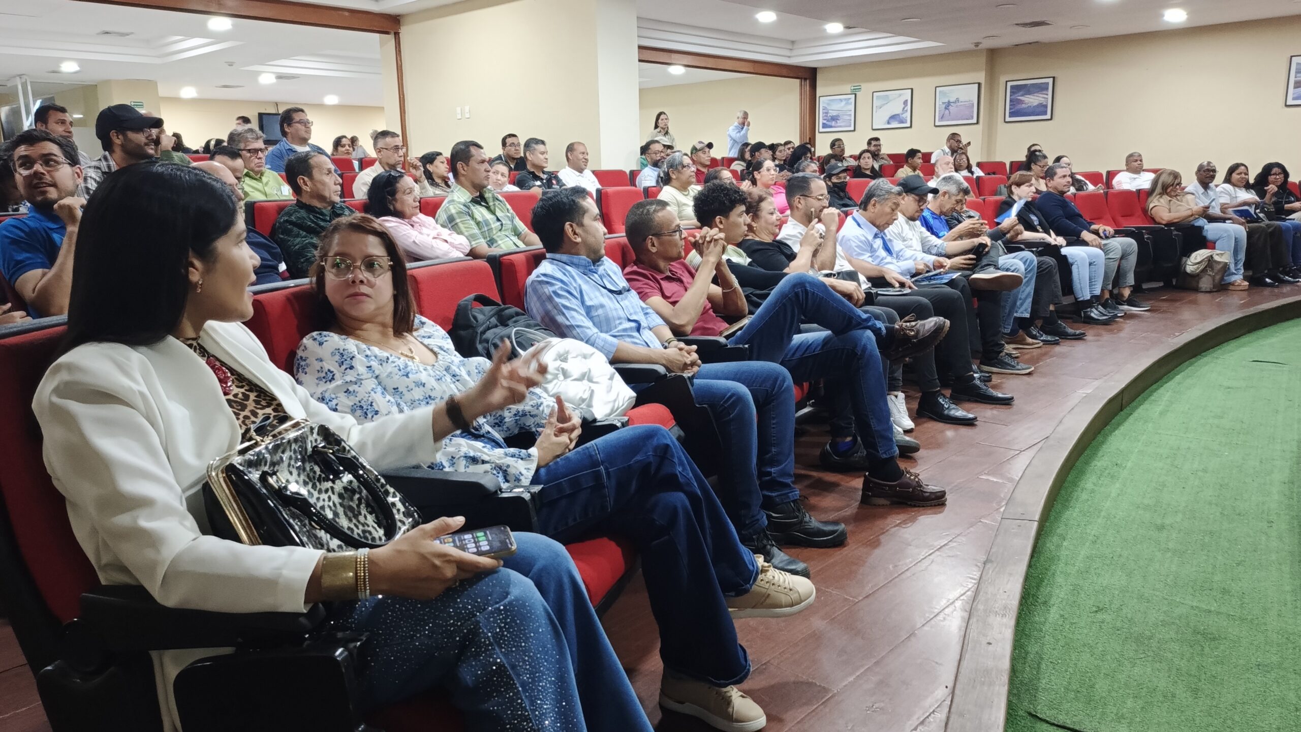 Bolívar celebró el 1er Congreso Regional de Robótica Educativa