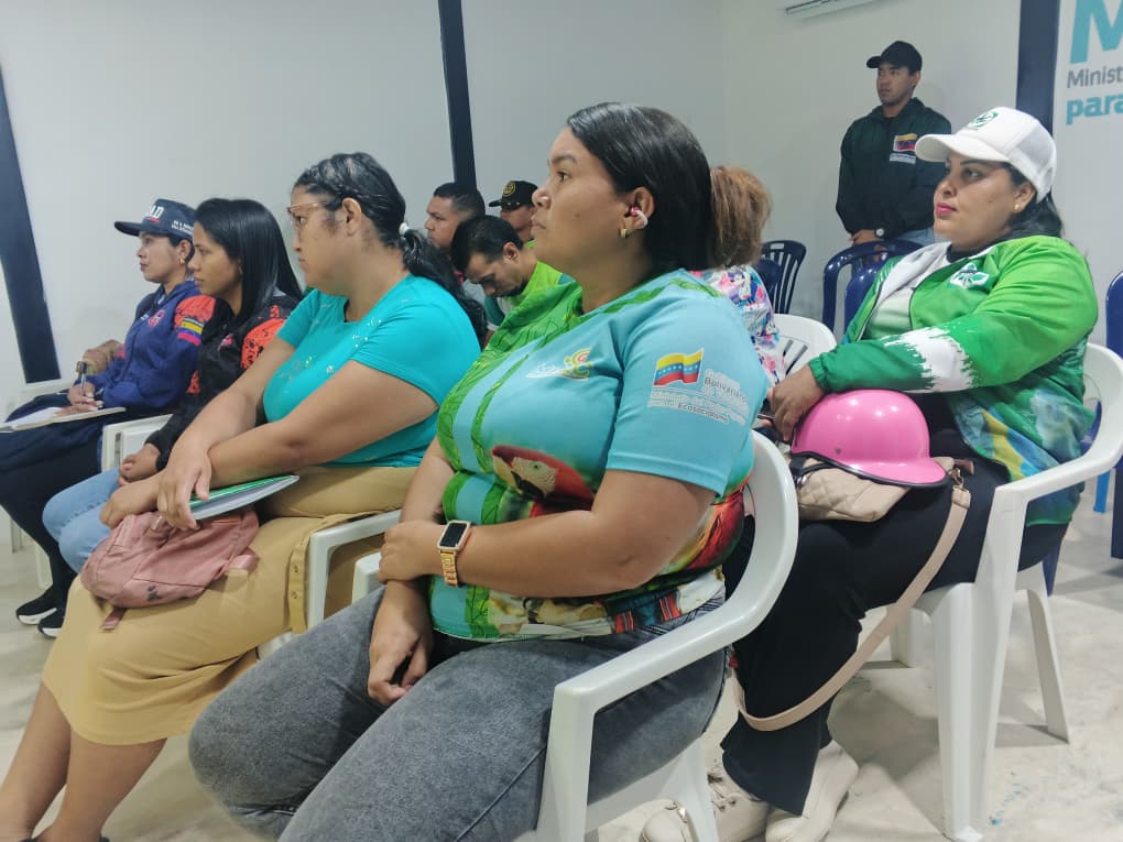 Fundacite Delta Amacuro capacita a estudiantes universitarios en servidores de almacenamiento NAS