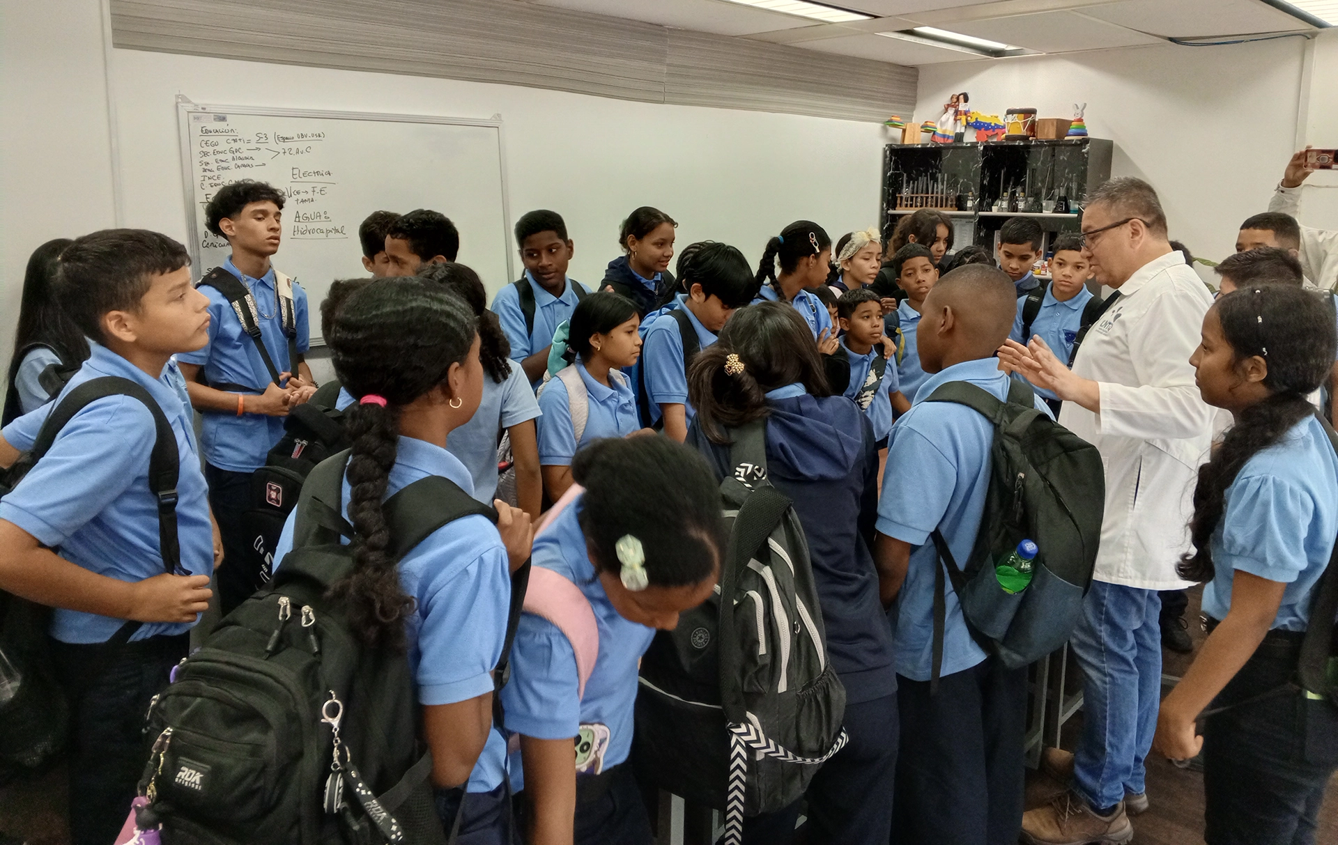 Fundacite Caracas recibió a estudiantes de la U.E.N. Simón Rodríguez