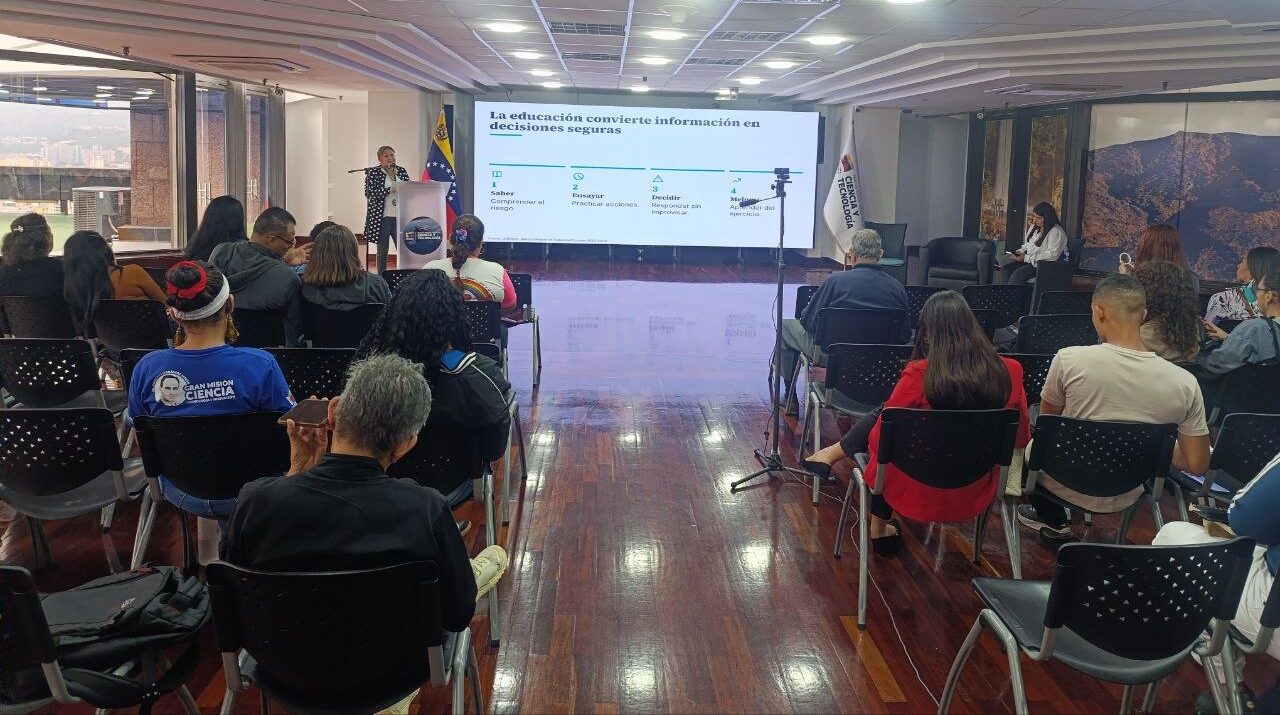 Fundacite Caracas promovió cultura de prevención de riesgos de desasatres en escuelas